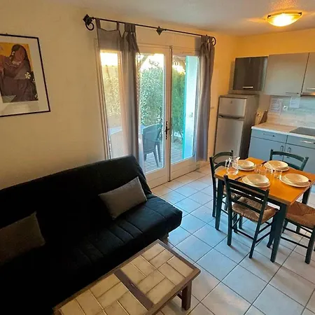 Charmante Maisonnette 4 Pers Avec Piscine Et Terrasse A 1,5 Km De La - Fr-1-529-282 דירה *